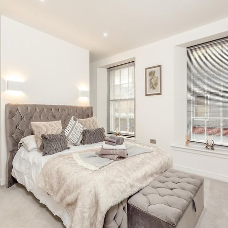 Villa Spire View Aberdeen Esterno foto